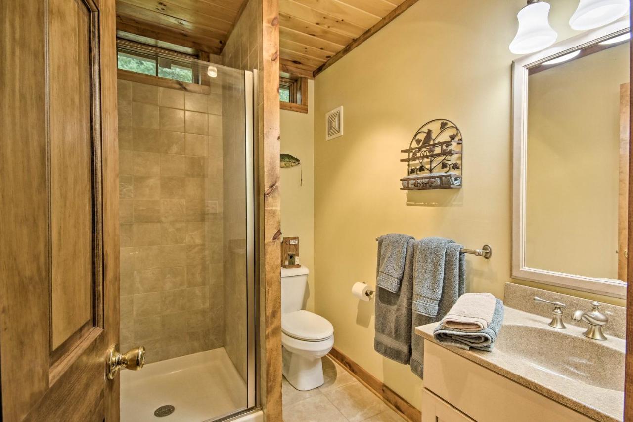 Creekside Berkeley Springs Cabin On 35 Acres! Esterno foto