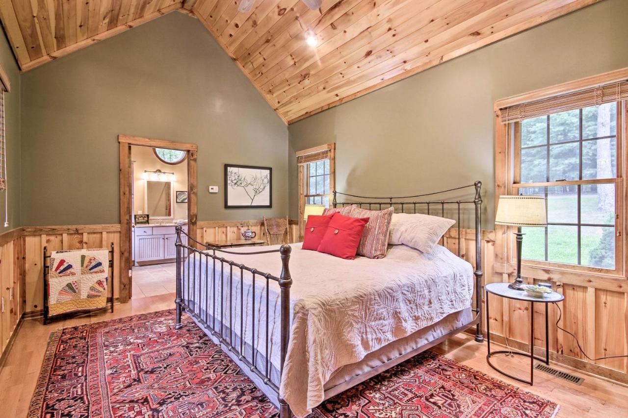 Creekside Berkeley Springs Cabin On 35 Acres! Esterno foto